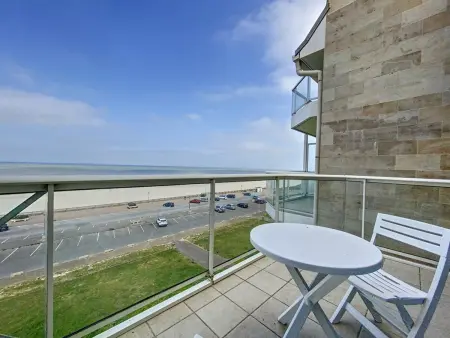 Appartement 2 chambres avec balcon et cuisine équipée - Photo 9
