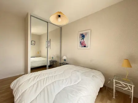 Appartement 2 chambres avec balcon et cuisine équipée - Photo 13
