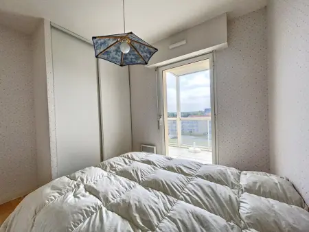 Appartement 2 chambres avec balcon et cuisine équipée - Photo 16