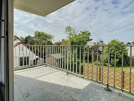 Charmant appartement avec balcon, 1 chambre, parking, à 500m du centre, 1km de la plage - Photo 12