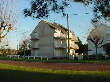 Studio rénové avec balcon, parking privé, proche centre-ville et plage - 2 pers - Photo 9