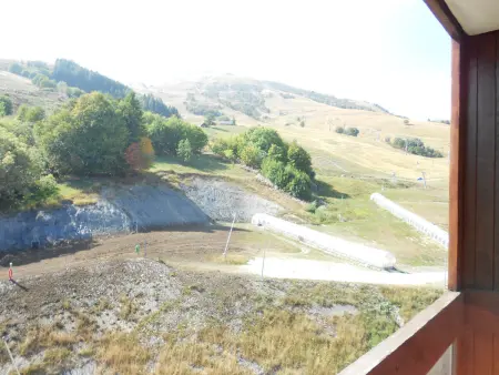 Confortable studio rénové près des pistes, balcon, accès piscine - Photo 12