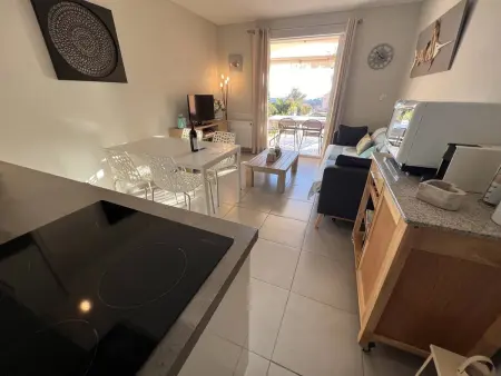 Appartement rénové 2 chambres avec piscine et tennis à La Croix Valmer - Photo 3