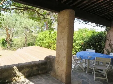 Mas rénové 2 chambres avec piscine à 1km de la plage de Gigaro - Photo 3