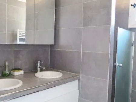 Mas rénové 2 chambres avec piscine à 1km de la plage de Gigaro - Photo 8