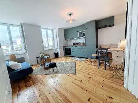 Appartement rénové, 1 chambre, 300m de la gare, près du centre de Granville - Photo 8