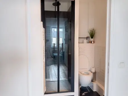 Appartement rénové, 1 chambre, 300m de la gare, près du centre de Granville - Photo 13