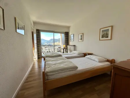 Appartement spacieux et lumineux avec balcon, idéal pour famille - Photo 5