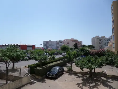 Charmant 2 pièces rénové proche plage avec loggia vitrée, TV, local vélos et parking - Photo 1