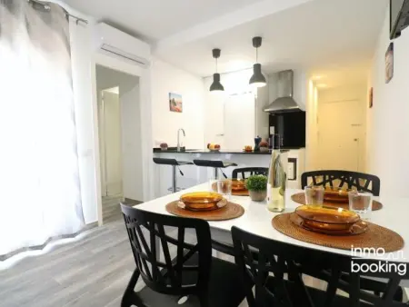 Appartement Design à 120m de la Plage avec Climatisation et Terrasse - Idéal Familles - Photo 8