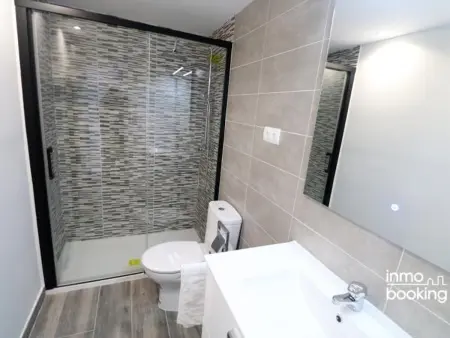 Appartement Design à 120m de la Plage avec Climatisation et Terrasse - Idéal Familles - Photo 15