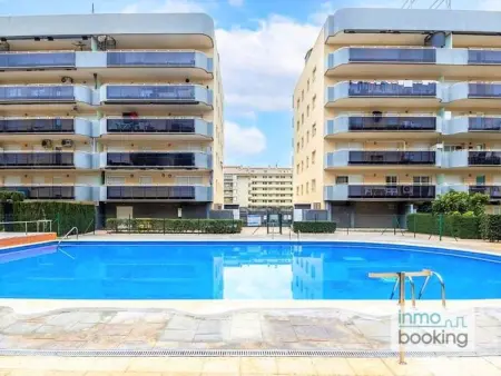 Appartement familial à 230m de la plage avec piscines, climatisation et parking possible - Photo 1
