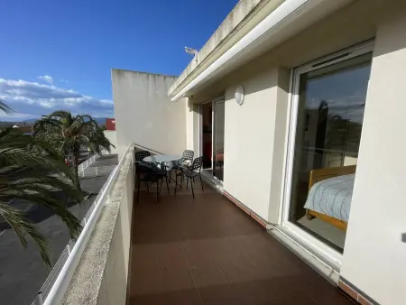 Bel T2 avec Garage, Terrasse et Animaux Admis - Saint-Cyprien Plage - Photo 2
