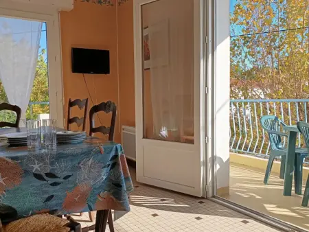 Appartement lumineux à 100m de la plage, balcon et animaux admis - Photo 1
