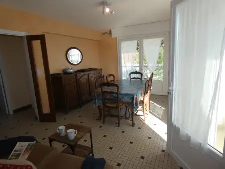 Appartement lumineux à 100m de la plage, balcon et animaux admis - Photo 10