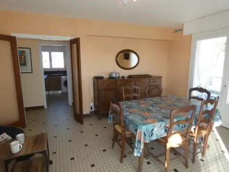Appartement lumineux à 100m de la plage, balcon et animaux admis - Photo 13