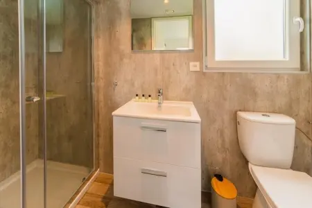 Le Baroudeur, Mobil-home spacieux avec terrasse à Erezée - Photo 24