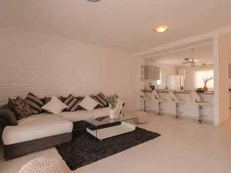 Brises de Mer Costa Adeje : Appartement Moderne avec Terrasse et 2 Chambres dans un Quartier Prisé - Photo 2