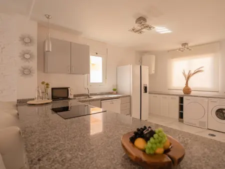Brises de Mer Costa Adeje : Appartement Moderne avec Terrasse et 2 Chambres dans un Quartier Prisé - Photo 10