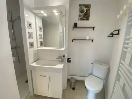 Appartement à Perros-Guirec avec Balcon Vue Mer et WIFI - Photo 8