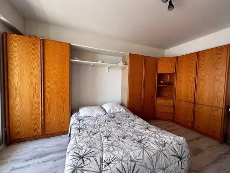 Studio rénové près de la plage avec Wi-Fi et animaux admis - Photo 3
