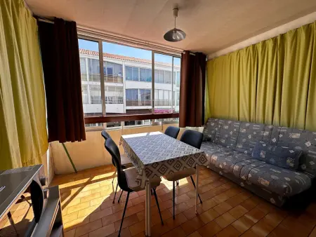 Studio rénové près de la plage avec Wi-Fi et animaux admis - Photo 7