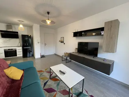 Appartement de Standing pour 4 Pers avec Jardin et Piscine à 500m de la Plage - Photo 2
