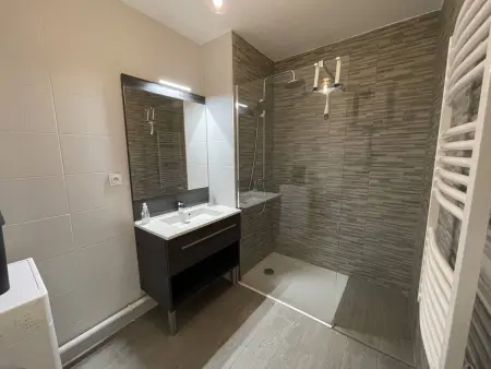 Appartement de Standing pour 4 Pers avec Jardin et Piscine à 500m de la Plage - Photo 9