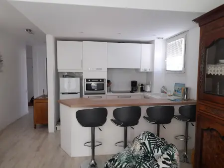 Appartement T2 à Arcachon - Proche du Casino, Centre-ville, Plage d'Eyrac, Parking et Balcon - Photo 5