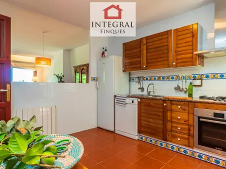 Superbe Appartement à Palamós: 3 Chambres, Terrasse, Piscine, Parking et Proche Plage - Photo 11
