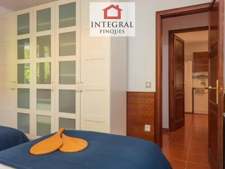 Superbe Appartement à Palamós: 3 Chambres, Terrasse, Piscine, Parking et Proche Plage - Photo 16