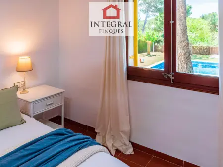 Superbe Appartement à Palamós: 3 Chambres, Terrasse, Piscine, Parking et Proche Plage - Photo 27