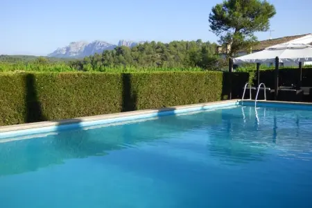 Mas Set Rengs 1, Gמte en Catalogne avec piscine et jardin - Photo 6