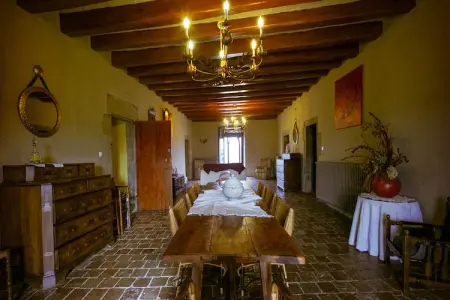 Can Guilella, Manoir à Montmajor avec Piscine et Forêt - Photo 6