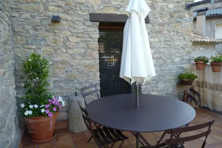 Casa Vella, Maison de campagne au pied des Pyrénées - Photo 2