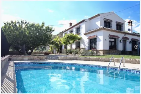 Casa Almendro, Gîte de campagne avec piscine - Photo 1