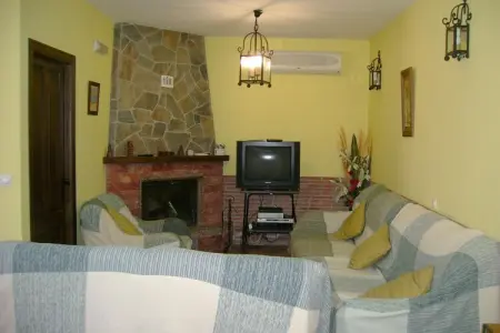 Casa Los Olivos, Villa rustique avec piscine à Alora - Photo 21