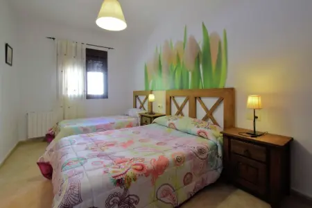 Villa Alejandro, Villa Familiale avec Jardin - Photo 5