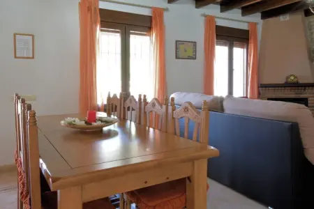Villa Alejandro, Villa Familiale avec Jardin - Photo 12