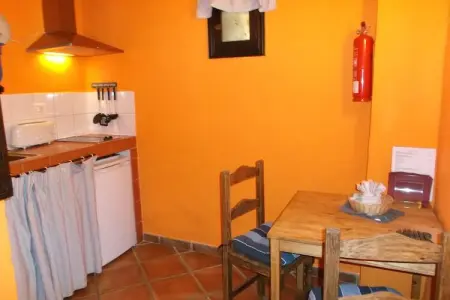 Apartamentos Monasterio de San Antonio 2, Appartement près de la mer réservé aux adultes - Photo 2