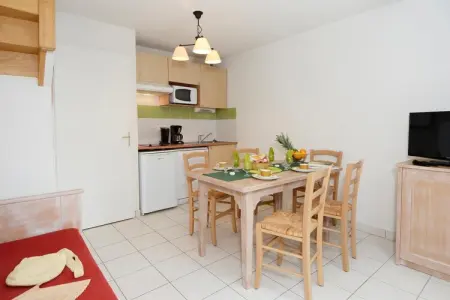 Résidence Le Hameau du Lac 2, Appartement à Rignac près du Lac Peyrade - Photo 1