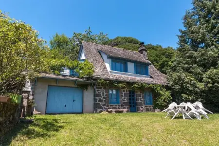Maison près des volcans d'Auvergne, Nid familial de Vic-sur-Cère - Photo 7