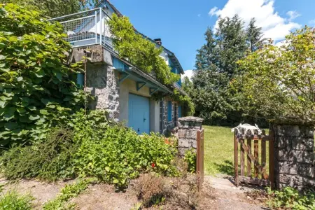 Maison près des volcans d'Auvergne, Nid familial de Vic-sur-Cère - Photo 8