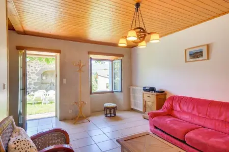 Maison près des volcans d'Auvergne, Nid familial de Vic-sur-Cère - Photo 10