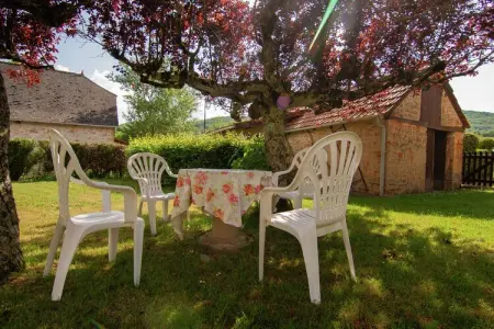 Les Deux Cabanons, Retraite au bord du lac Roziers Cottage - Photo 4