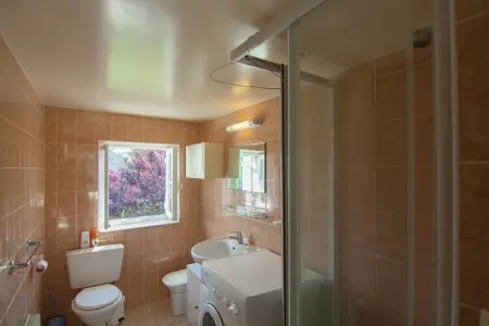 Les Deux Cabanons, Retraite au bord du lac Roziers Cottage - Photo 14