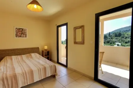 Piana, Belle villa à Coggia, en France, avec terrasse - Photo 11