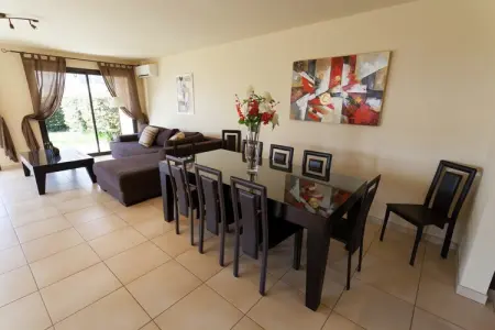 Coggia, Villa moderne à Coggia avec balcon - Photo 8