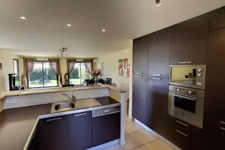 Coggia, Villa moderne à Coggia avec balcon - Photo 10