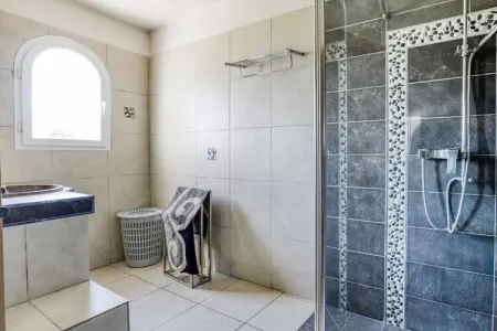 La Safari, Villa près de la plage Moriani avec piscine - Photo 10
